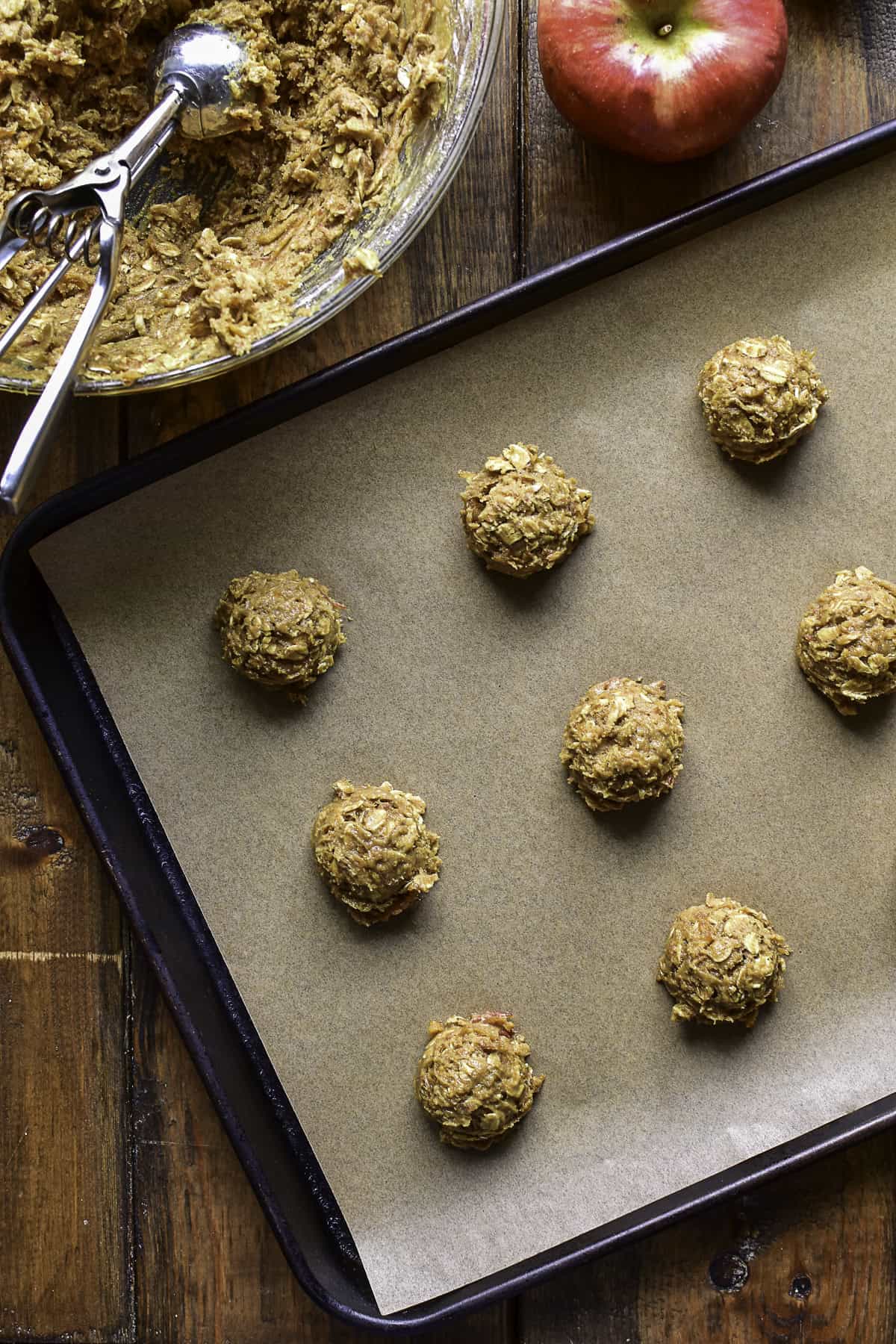 Apple & Spice Oatmeal Cream Pies