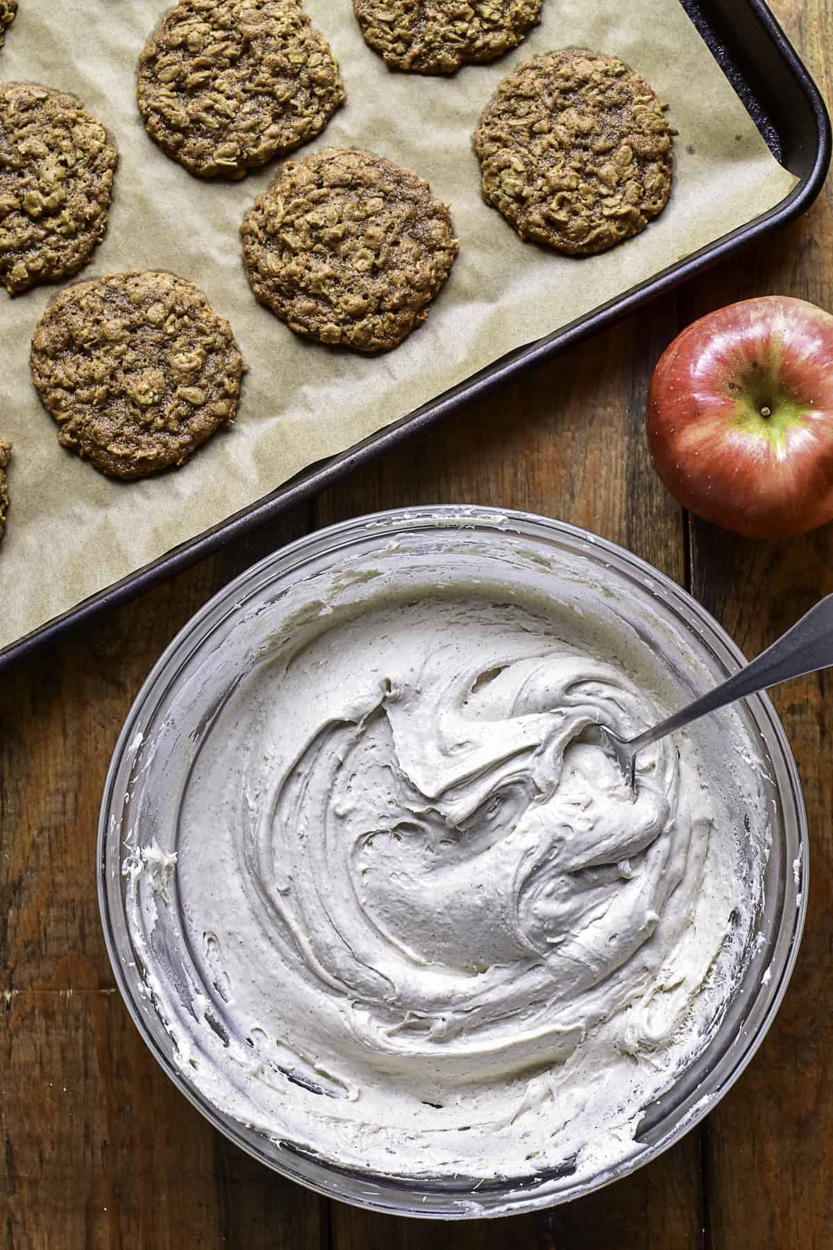 Apple & Spice Oatmeal Cream Pies