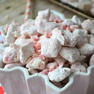 Candy Cane Muddy Buddies