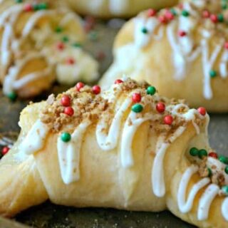 White Chocolate Gingerbread Crescent Rolls