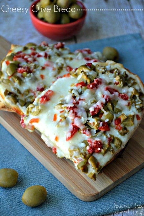 Cheesy Olive Bread-image