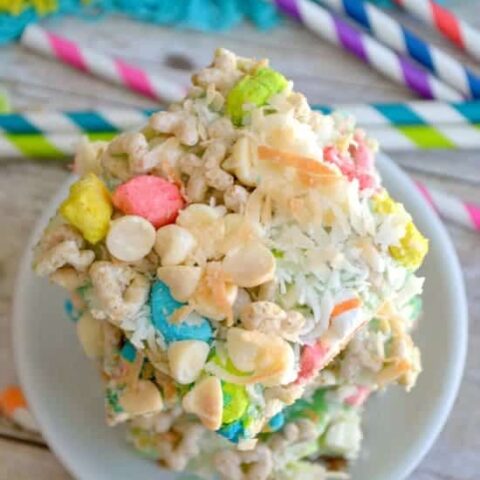 Lucky Charms Magic Bars