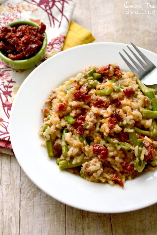 Sun Dried Tomato Asparagus Risotto - just 6 ingredients and 1 pot!