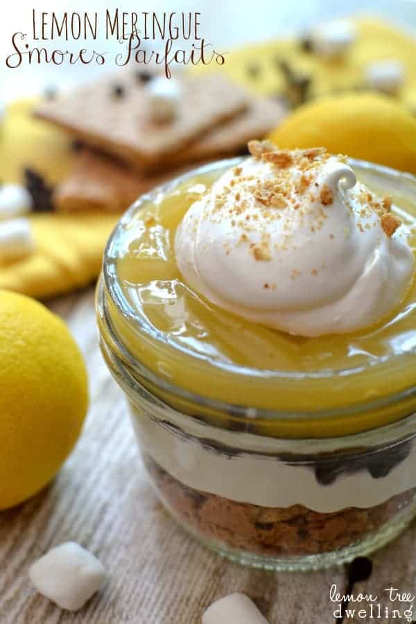 Lemon Meringue S'mores Parfaits - such a fun, refreshing twist on a classic!