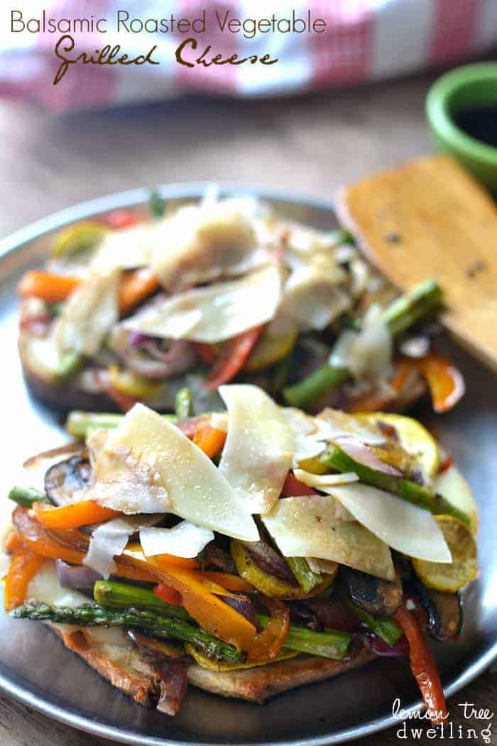 Balsamic Roasted Vegetable Grilled Cheese is a grown up grilled cheese sandwich. Made with roasted veggies, cheese and toasted bread. Perfect low carb sandwich.