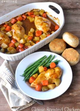 This Classic Roasted Chicken takes just 5 minutes of prep and is a delicious dish the whole family will love! So simple and tasty, this dinner is made easy with Campbell's Oven Sauces!