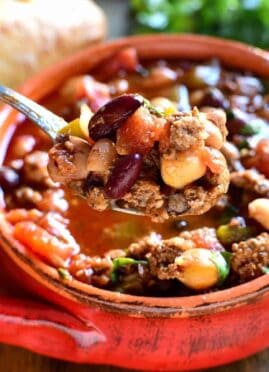 This 5 Bean Chili is loaded with fresh ingredients and packed with flavor. This one pot meal is a deliciously satisfying dish that's also quick & easy to whip up!