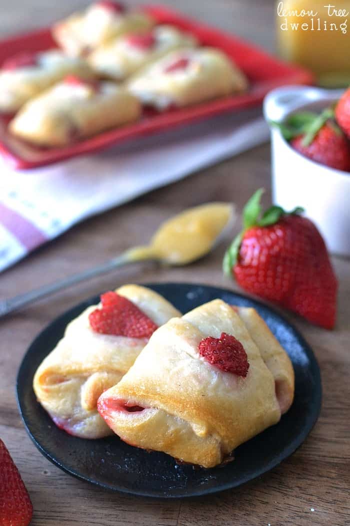 Strawberry Lemon Crescent Rolls 