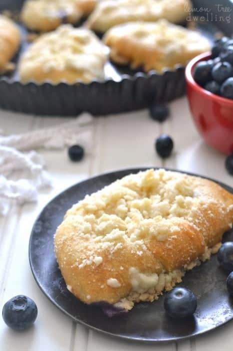 Blueberry Cheesecake Crescent Rolls – Lemon Tree Dwelling