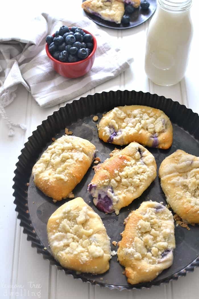 Blueberry Cheesecake Crescent Rolls | Lemon Tree Dwelling