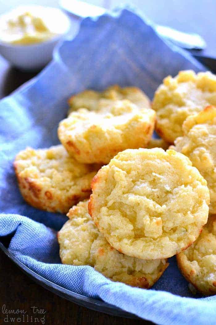 Easy Cheesy Muffin Tin Biscuits are rich, buttery, and loaded with the delicious flavor of pepper jack cheese. They come together in 5 minutes or less and make the perfect addition to your holiday table!