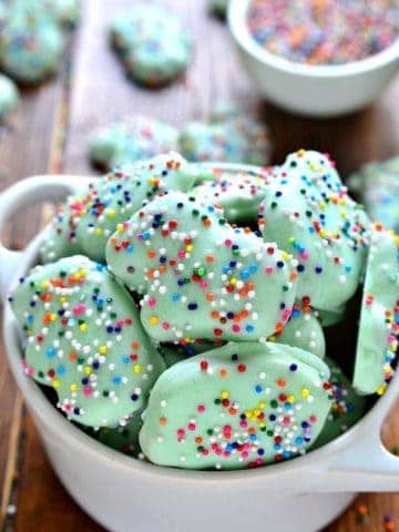 Homemade Mint Circus Animal Cookies with rainbow sprinkles! These quick and easy treats are great for the kids in your home.