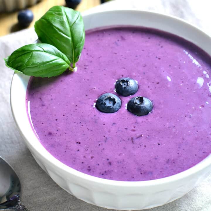 Chilled Blueberry Soup