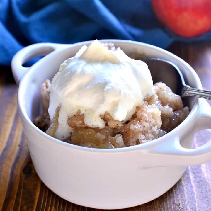 Easy Apple Cobbler