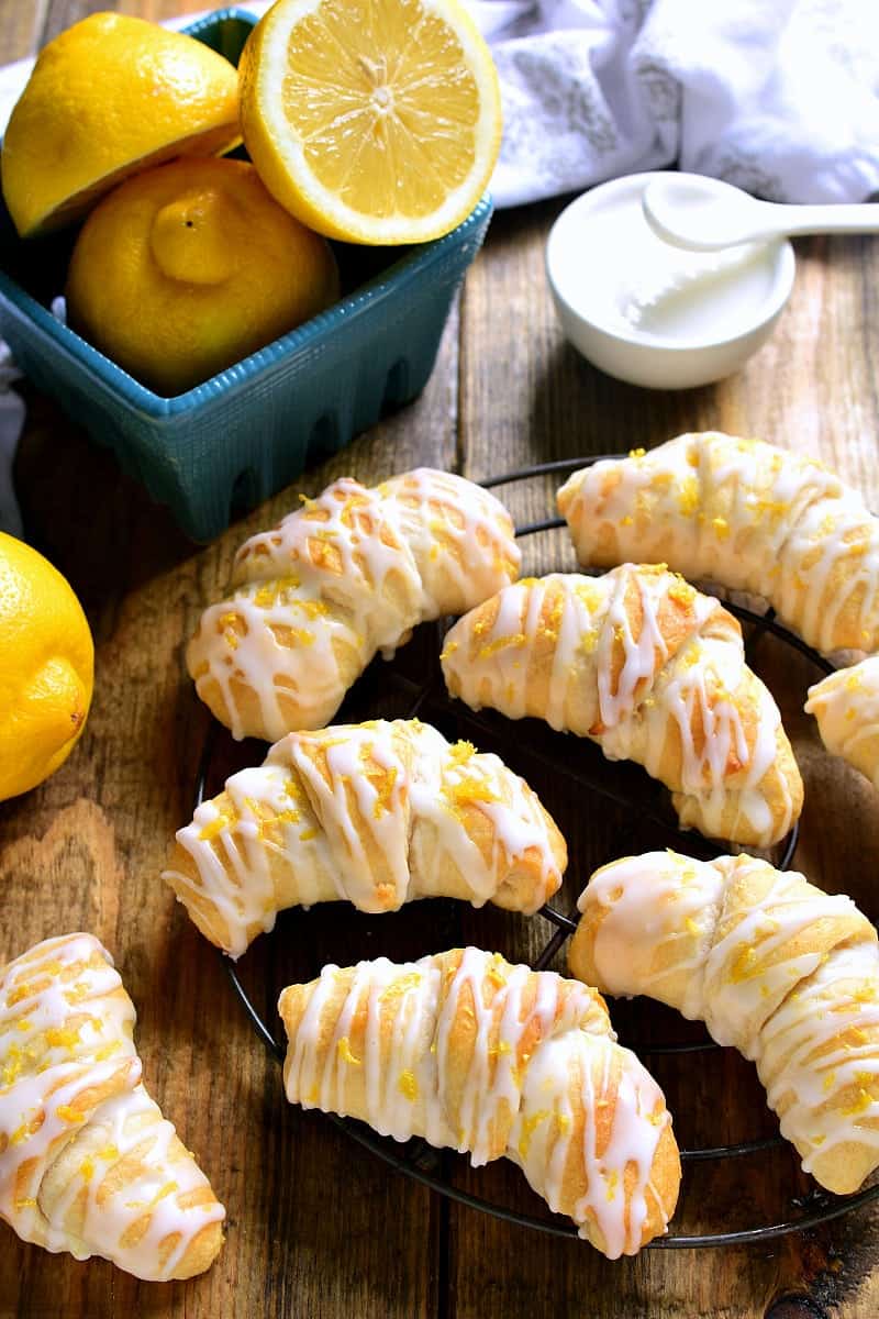 Lemon Cheesecake Crescent Rolls - Food Guardian