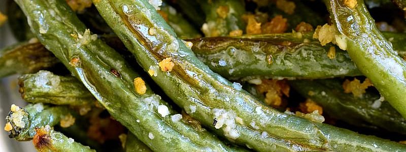 Parmesan Roasted Green Beans are a delicious way to enjoy fresh green beans! Perfect for holidays, dinners, or a healthy snack.