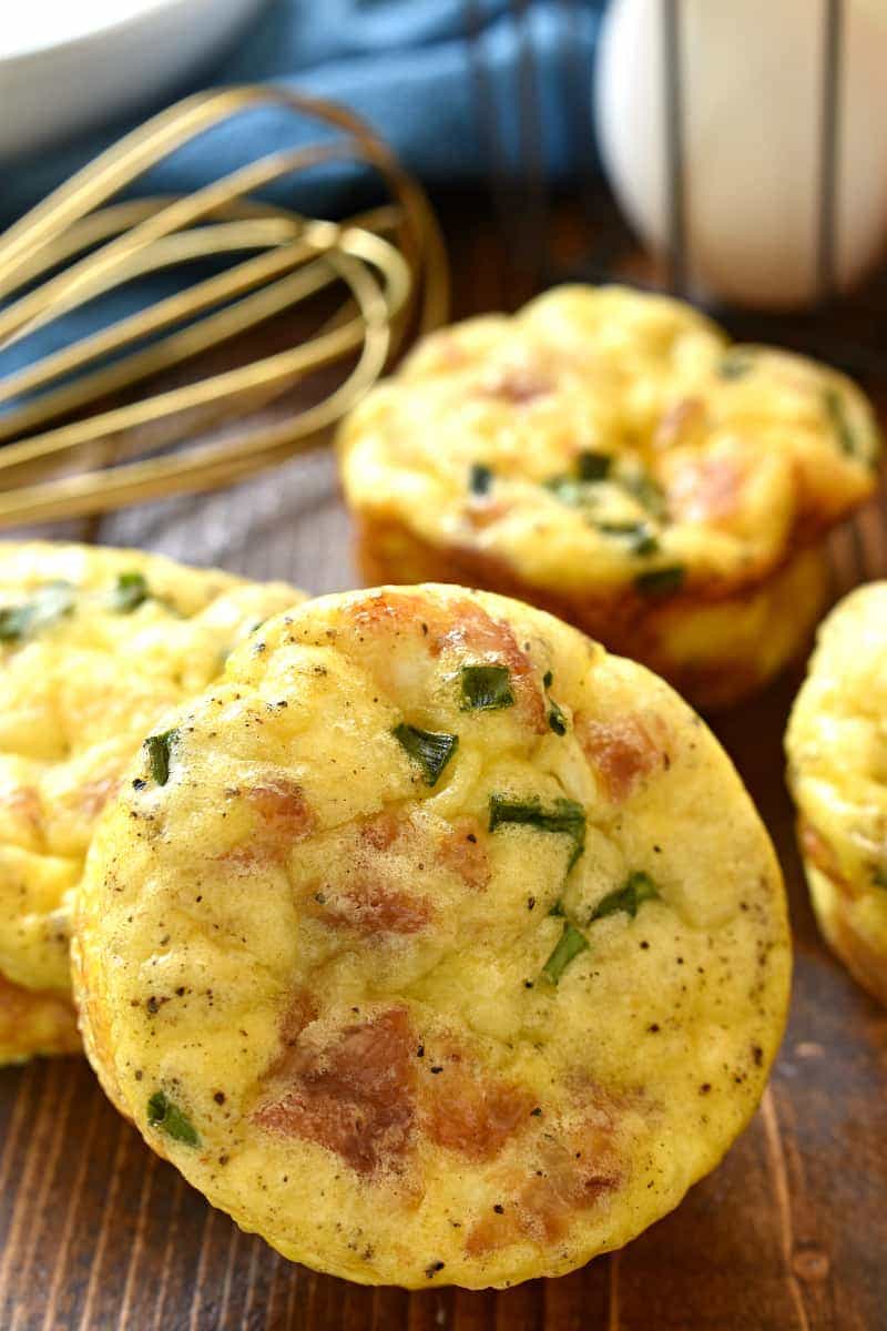 Egg Muffins on wooden table