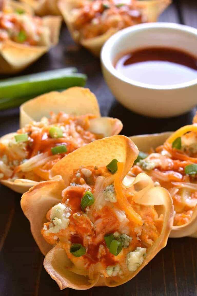 Buffalo Chicken Wonton Cups
