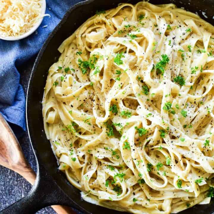 Fettuccine Alfredo