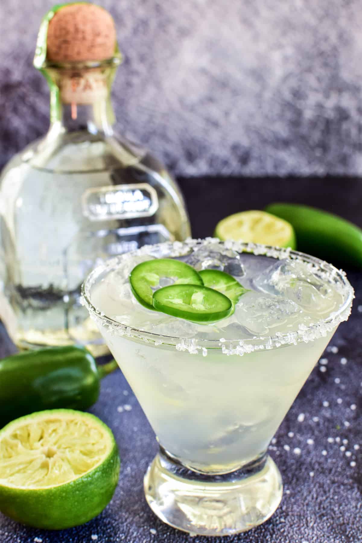 Closeup of Jalapeño Margarita with fresh sliced jalapeños