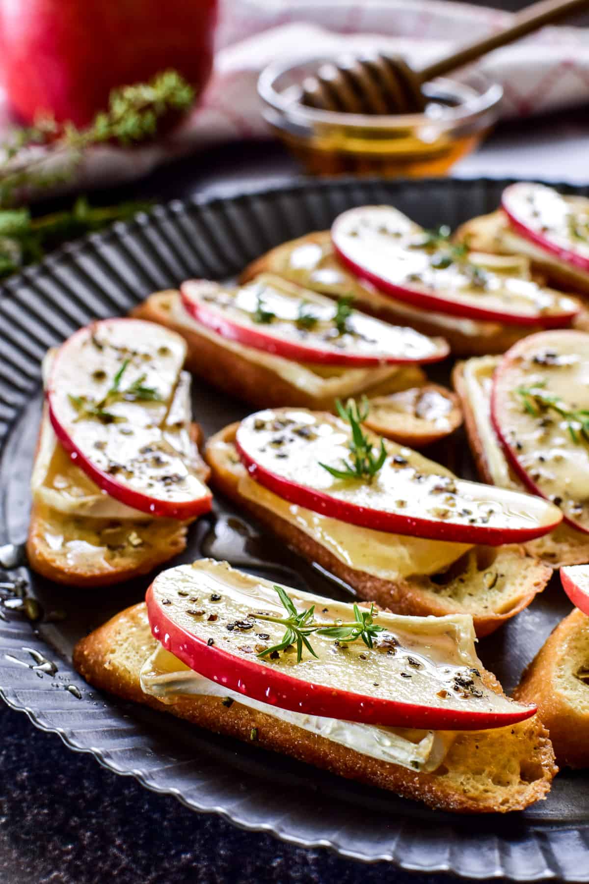 Apple Brie Crostini on a serving plate