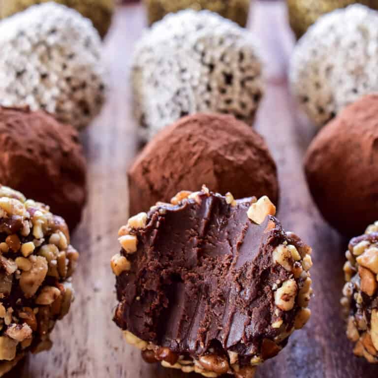 Easy Chocolate Truffles