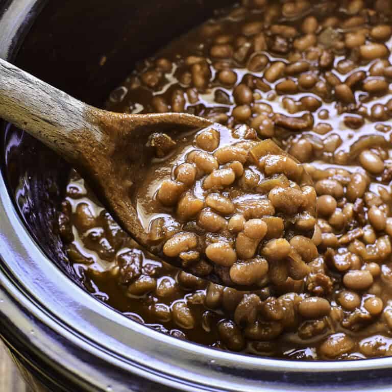 Slow Cooker Baked Beans